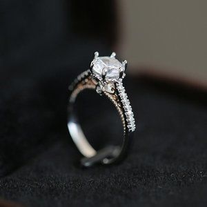 💥 Trendy Zircon Hollow Carved Vintage Wedding Ring for Women/Man, EVGG1448